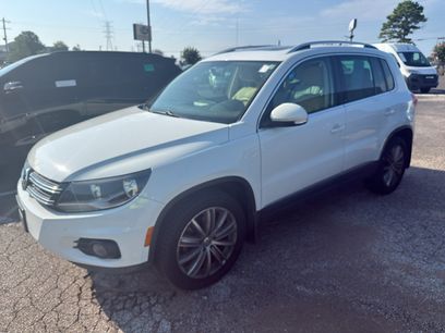 Used 2015 Volkswagen Tiguan SE