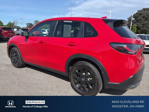 Used 2024 Honda HR-V Sport image 9