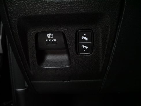 Used 2022 RAM 1500 Laramie AWD/4WD image 27
