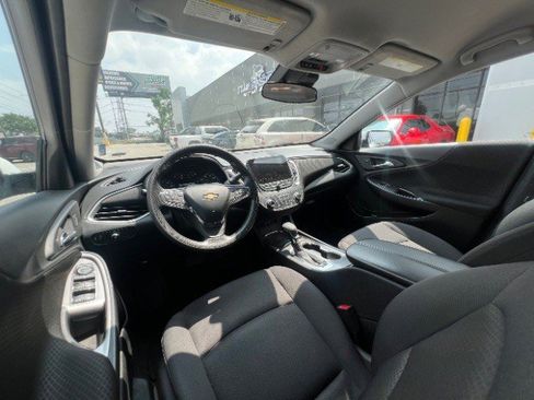 Used 2023 Chevrolet Malibu LT FWD image 19