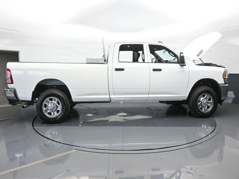 Used 2024 RAM 3500 Tradesman w/ Chrome Appearance Group image 67