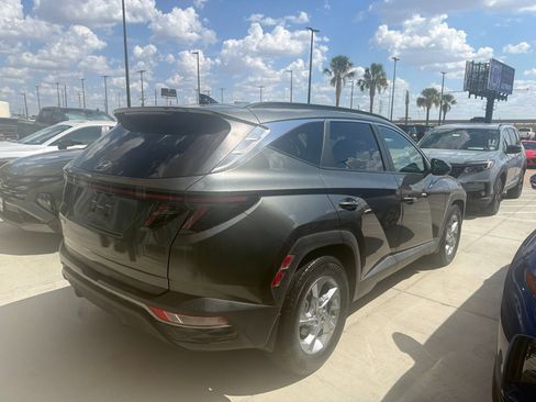 Used 2023 Hyundai Tucson SEL FWD image 4