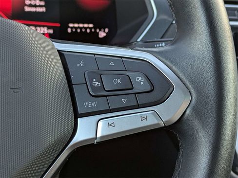 Used 2024 Volkswagen Tiguan Wolfsburg Edition image 30