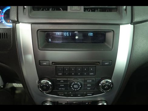 Used 2011 Ford Fusion SE w/ 202A Rapid Spec Order Code FWD image 18