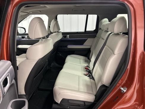 Used 2024 Hyundai Santa Fe Limited FWD image 13
