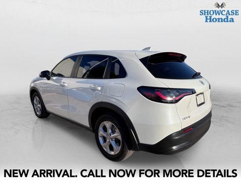 Certified 2025 Honda HR-V LX image 4