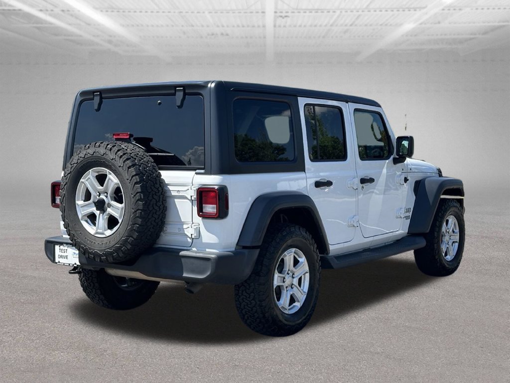 Used 2018 Jeep Wrangler Unlimited Sport S AWD/4WD image 9
