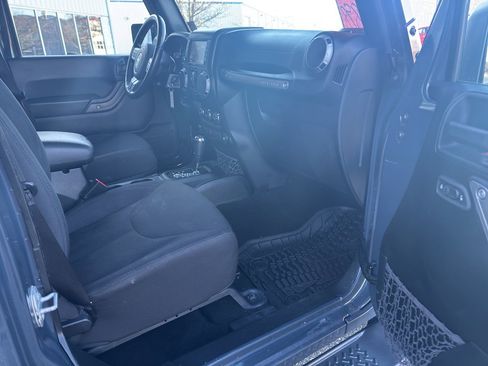 Used 2016 Jeep Wrangler Unlimited Sport w/ Quick Order Package 24S image 14