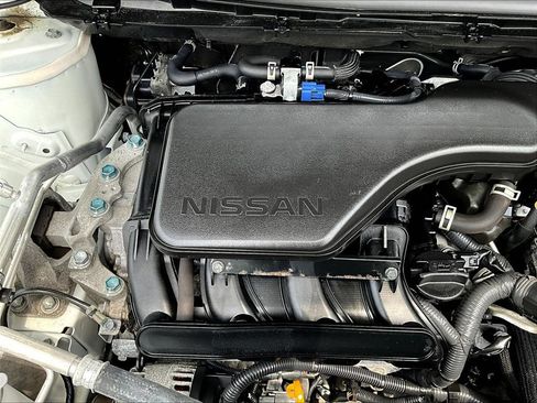 Used 2022 Nissan Rogue Sport SV w/ Technology Package AWD/4WD image 33