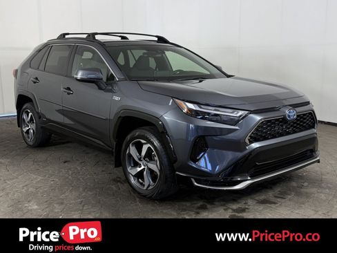 Used 2024 Toyota RAV4 SE w/ Weather & Moonroof Package AWD/4WD image 1