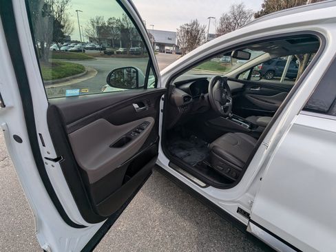 Used 2019 Hyundai Santa Fe AWD image 8