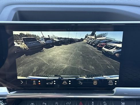 New 2026 GMC Sierra 1500 SLT w/ SLT Premium Plus Package image 9