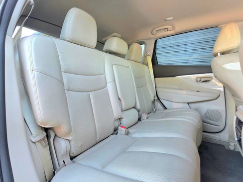 Used 2015 Nissan Murano SL AWD/4WD image 25