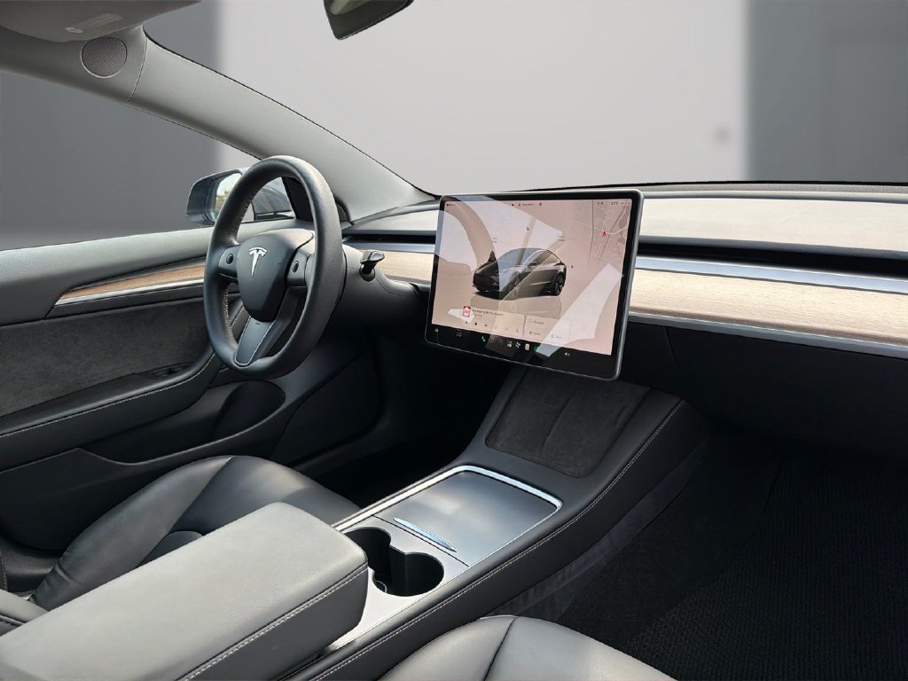 Used 2023 Tesla Model 3 Standard Range RWD image 15