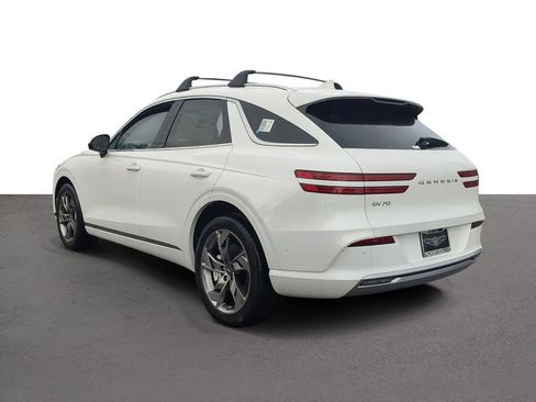 Used 2025 Genesis Electrified GV70 w/ Prestige Package AWD/4WD image 5