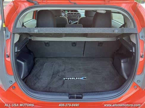 Used 2012 Toyota Prius C One image 25