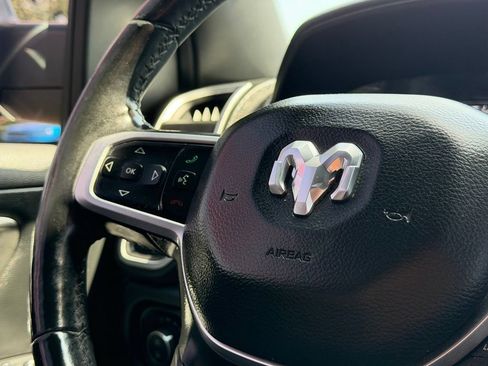 Used 2019 RAM 1500 Big Horn AWD/4WD image 17
