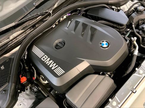 New 2026 BMW 330i xDrive Sedan w/ M Sport Package AWD/4WD image 17