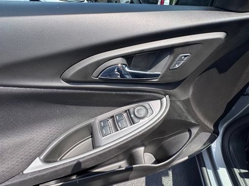 Used 2025 Chevrolet Malibu LT FWD image 22