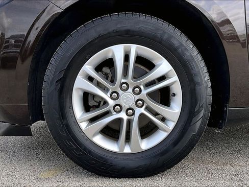 Used 2018 Buick Enclave Essence w/ Trailering Package image 35