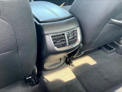 Used 2024 Chevrolet Malibu LT image 10