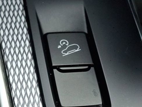 Used 2024 MAZDA CX-90 Plug-In Hybrid w/ Premium Pkg image 30