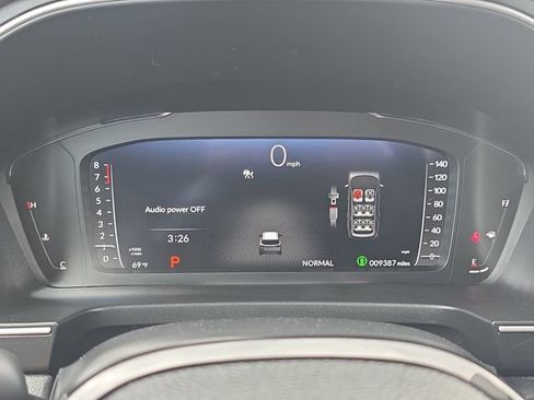 Used 2025 Honda Pilot Elite image 21