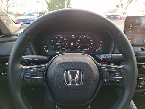 Used 2023 Honda Accord EX-L image 19