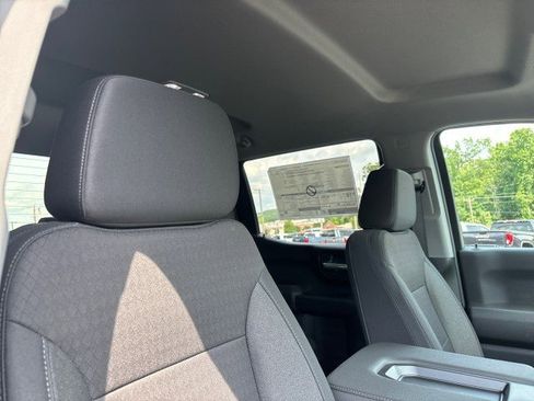 New 2025 GMC Sierra 1500 Pro w/ Graphite Edition image 44