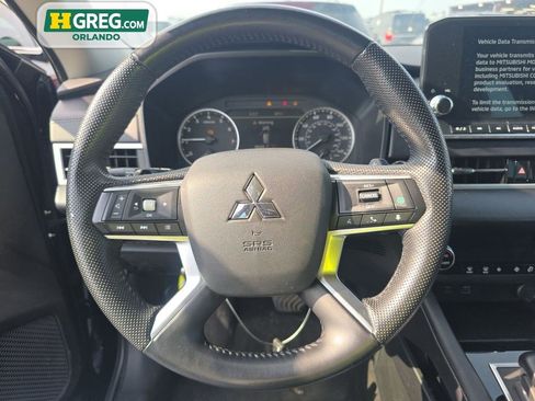 Used 2023 Mitsubishi Outlander SE FWD image 11