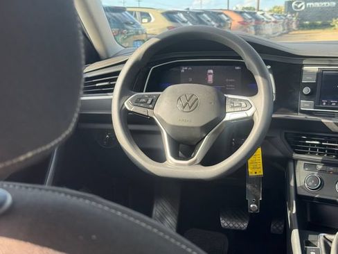 Used 2022 Volkswagen Jetta S FWD image 23