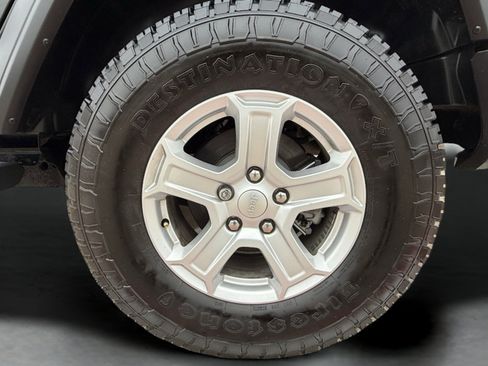 Used 2020 Jeep Wrangler Unlimited Sport image 11