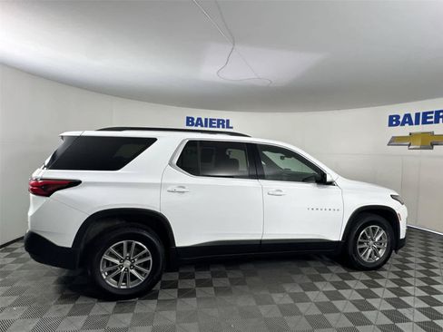 Used 2023 Chevrolet Traverse LT AWD/4WD image 6