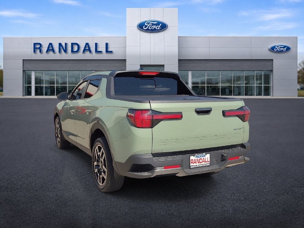 Used 2025 Hyundai Santa Cruz Limited AWD/4WD image 4
