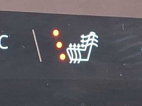 Used 2024 Chevrolet Traverse Z71 image 22