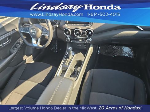 Used 2023 Nissan Sentra SV FWD image 28