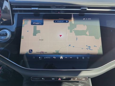 Used 2025 Mercedes-Benz E 450 4MATIC All-Terrain Wagon image 24