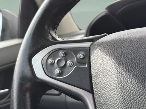 Used 2015 Chevrolet Colorado LT w/ Luxury Package image 23