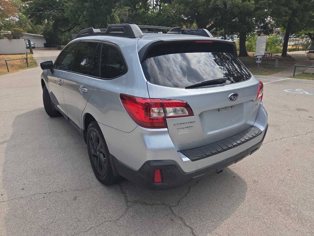 Used 2018 Subaru Outback 2.5i Limited AWD/4WD image 4