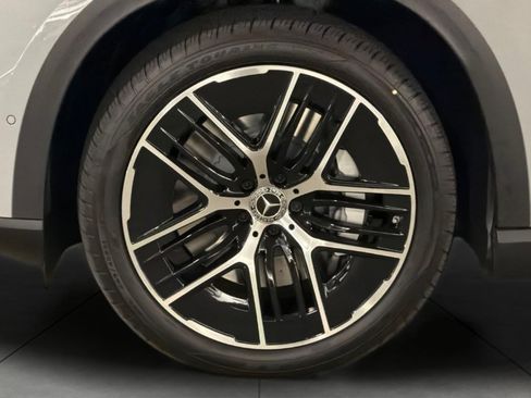 New 2026 Mercedes-Benz EQE 320 4MATIC SUV image 26