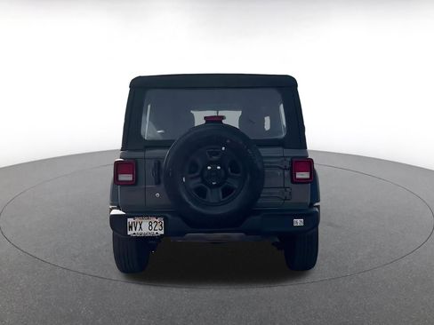 Used 2023 Jeep Wrangler Sport image 11
