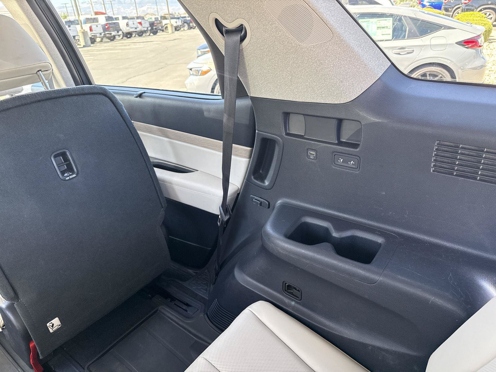 Used 2022 Hyundai Palisade Limited AWD/4WD image 8