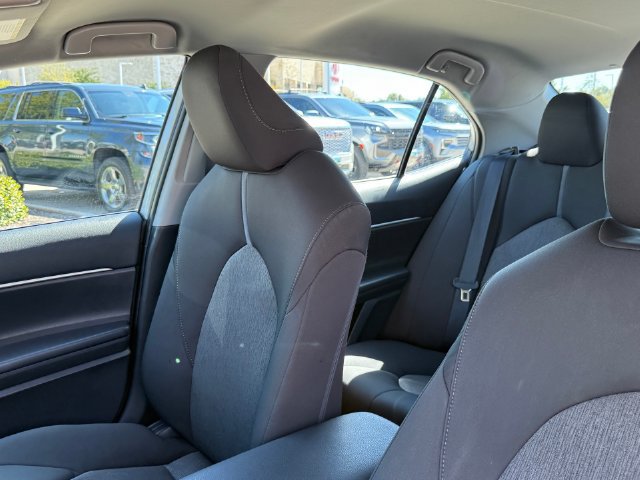 Used 2023 Toyota Camry LE FWD image 14