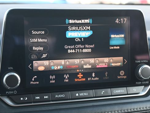 Used 2023 Nissan Rogue SV image 34