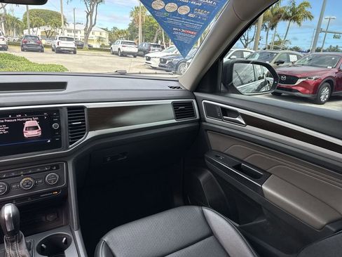Used 2021 Volkswagen Atlas SE AWD/4WD image 15