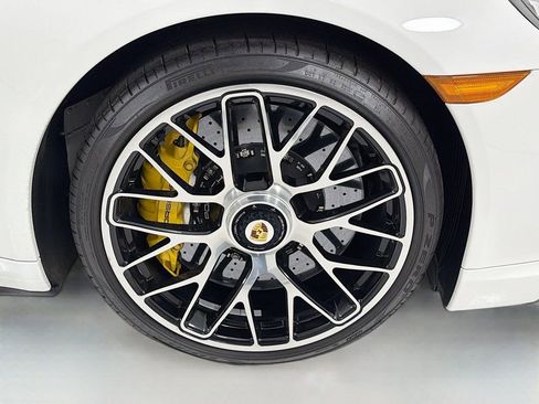Certified 2014 Porsche 911 Turbo AWD/4WD image 33
