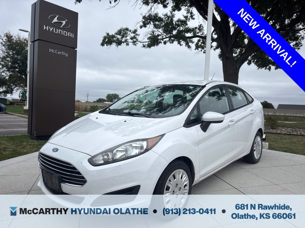Used 2015 Ford Fiesta S FWD image 1