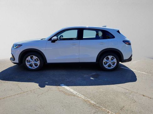 Used 2023 Honda HR-V LX image 6