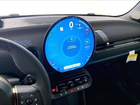 New 2025 MINI Cooper 4-Door Hardtop image 5