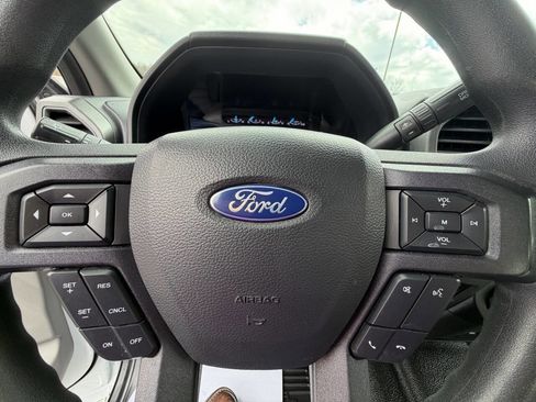 Used 2022 Ford F350 XL w/ Power Equipment Group image 25